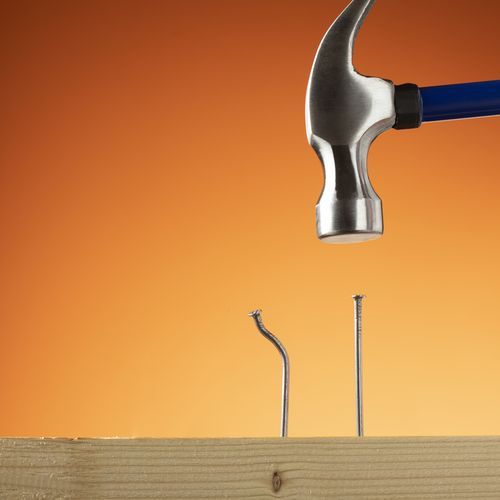 IT Support 2 Steel Hammer And Nails